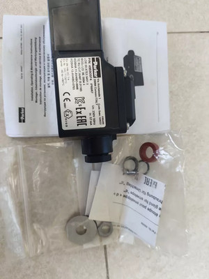 1PCS Brend new PARKER 495905F4 Solenoid Valve Coils Spot Products New No box