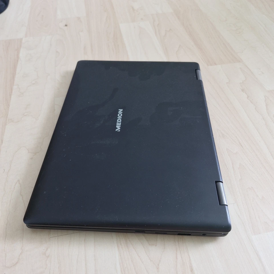 MEDION AKOYA E2225T Notebook 29,5cm/11,6" Intel Atom x5-Z8350 2GB 64GB USB 3.0 - Bild 3 von 3