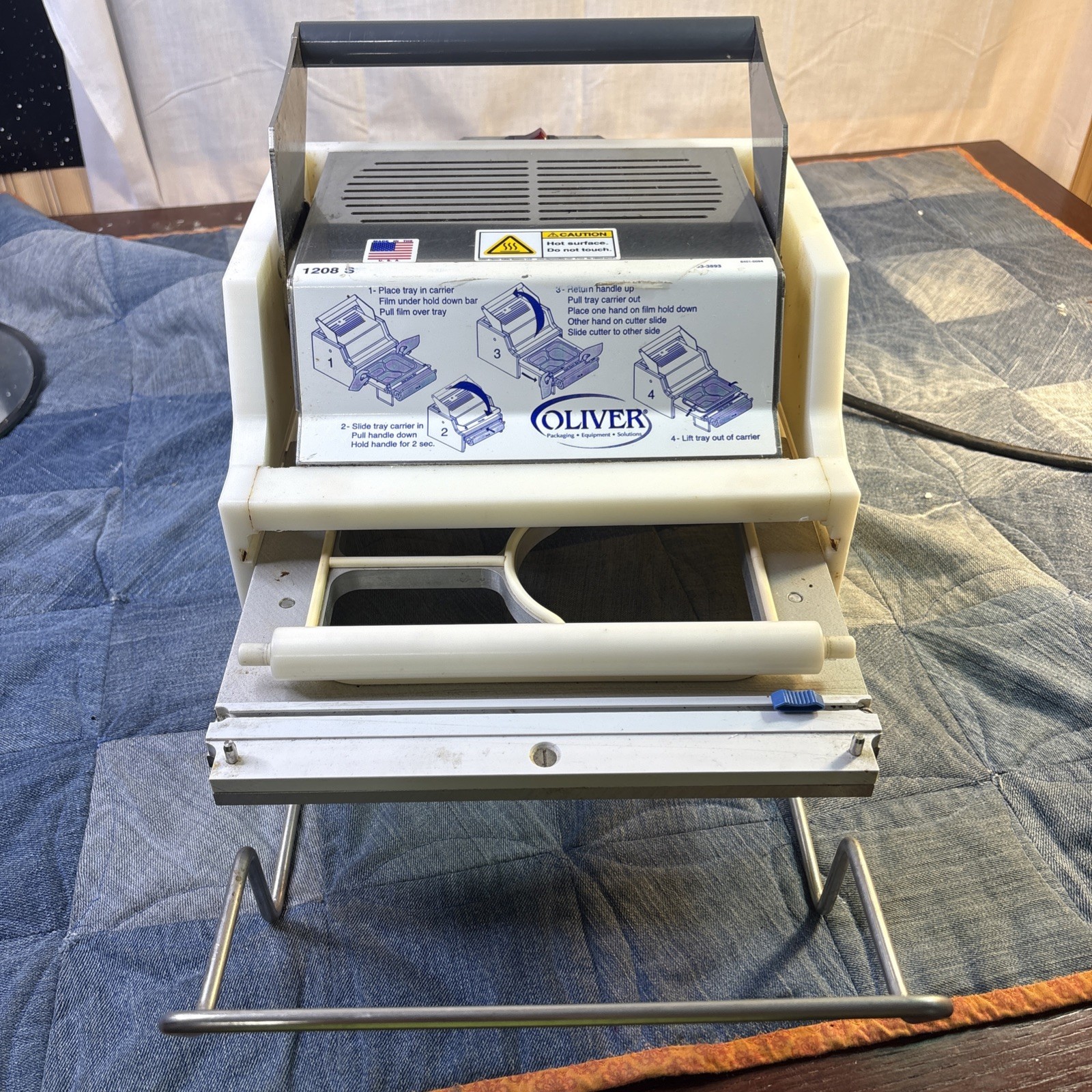Oliver Products Packaging Tray Sealer Lidder Model 1208N Complete Tested