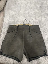 Men’s Authentic Bavarian Green Shorts Size XL