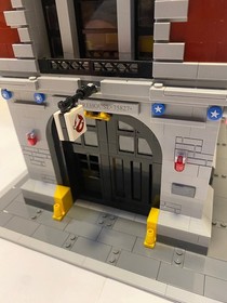 Lego 75827 Ghostbusters Firehouse Complete with Box & Instructions 2016