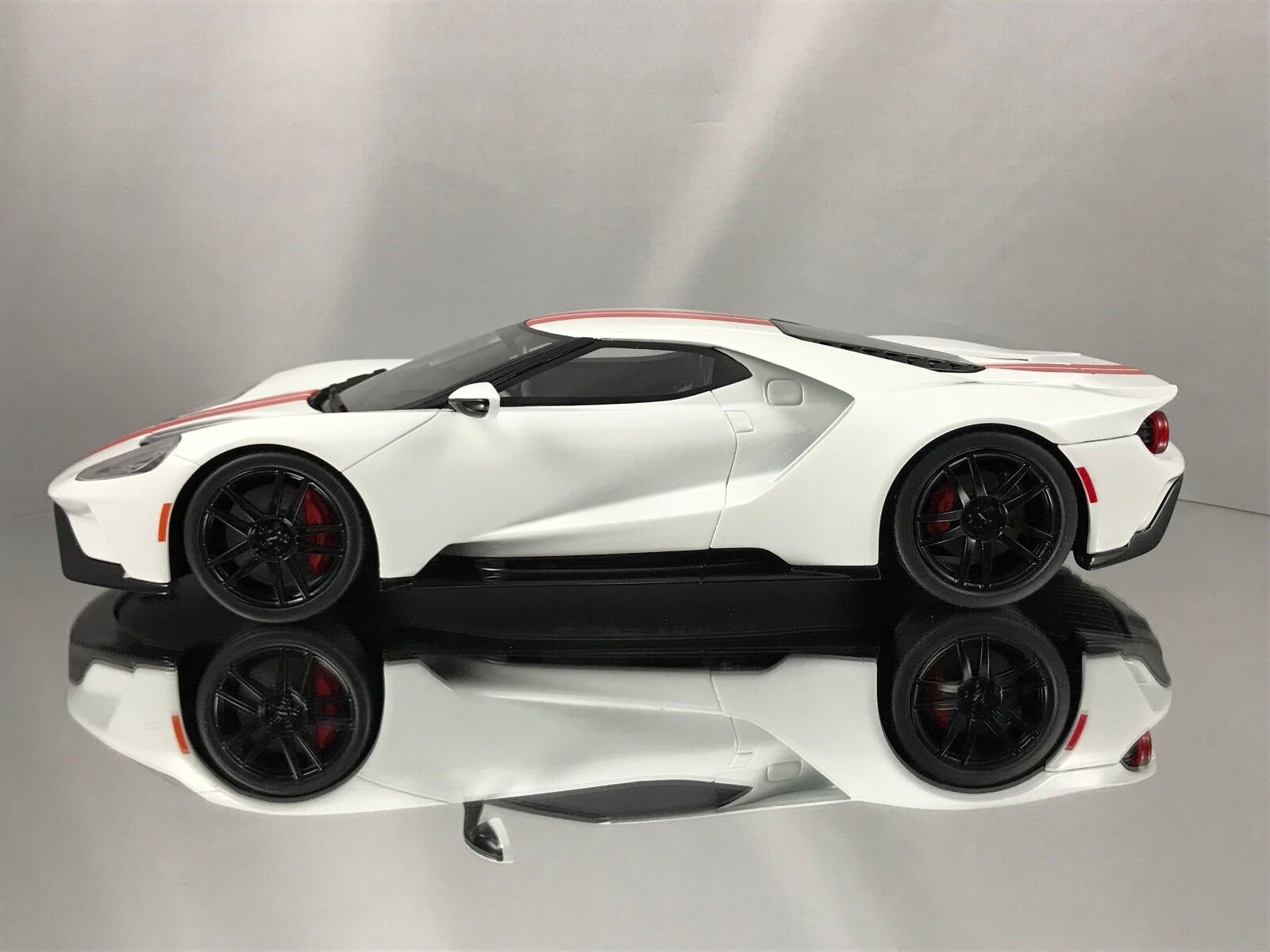 new 2018 GRAN TURISMO #7/8 FORD GT ☆white; black stripes;pr5Hot Wheels