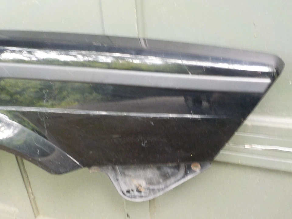 Guardabarros delantero derecho ALFA ROMEO MILANO Verde 3.0 usado ORIGINAL lado pasajero Foto 2 de 4
