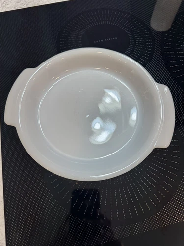 Vintage Anchor Hocking FIRE KING White Milk Glass 9" Pie Dish Plate handles 1460