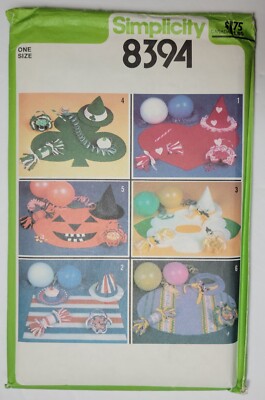 1978 Simplicity Craft Pattern 8394 Holiday Party Place Mats Hats Favors Uncut