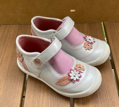 * DPAM * aus Frankreich  Ballerina  Halbschuhe für Mädchen  Gr. 23 ungetragen