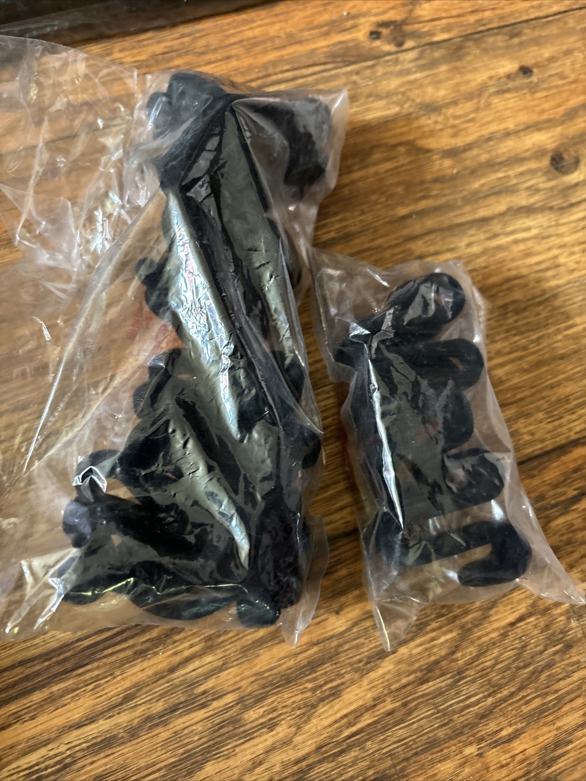 New Joy Mangano JM HSN Huggable Hangers Brass Black Velvet Hanger Set