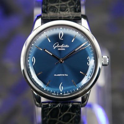 Glashutte Original Sixties Steel Blue Dial 39mm Automatic Mens 1-39-52-06-02-04