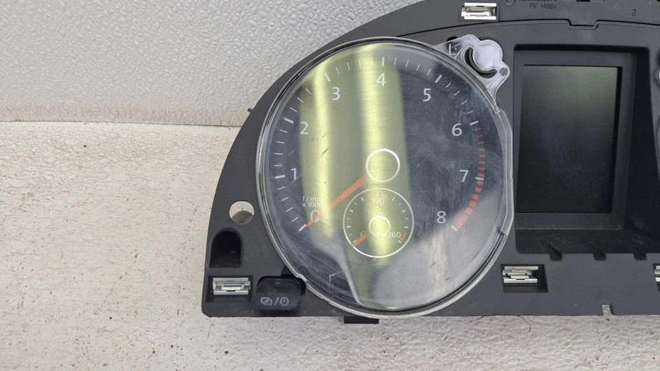 Cuadro de instrumentos velocímetro Volkswagen CC 2013-2017 OEM A02B35045 Foto 3 de 4