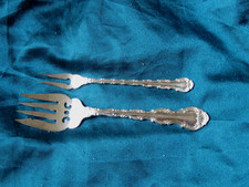 Service fourchette à viande et cornichon canadien en argent sterling Louis De France by Birks