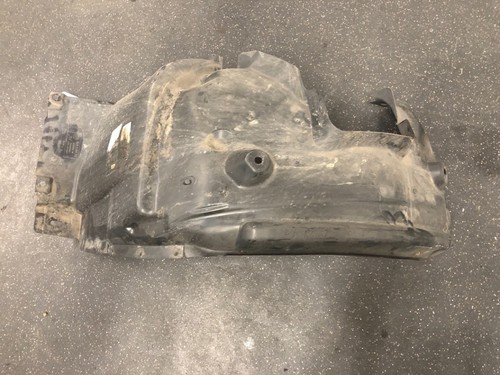 INNENKOTFLÜGEL INNER FENDER BMW 1 serie (E81) 2008 74850610 / 51717059372