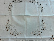 MADEIRA STYLE Linen Table Topper/4 NAPKINS~5 PC SET Ivory w/Ecru Embroidery Trim