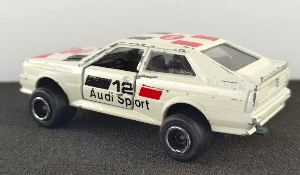 MAJORETTE N° 221 1/58 Voiture AUDI QUATTRO Sport 1/58 - Photo 2/4