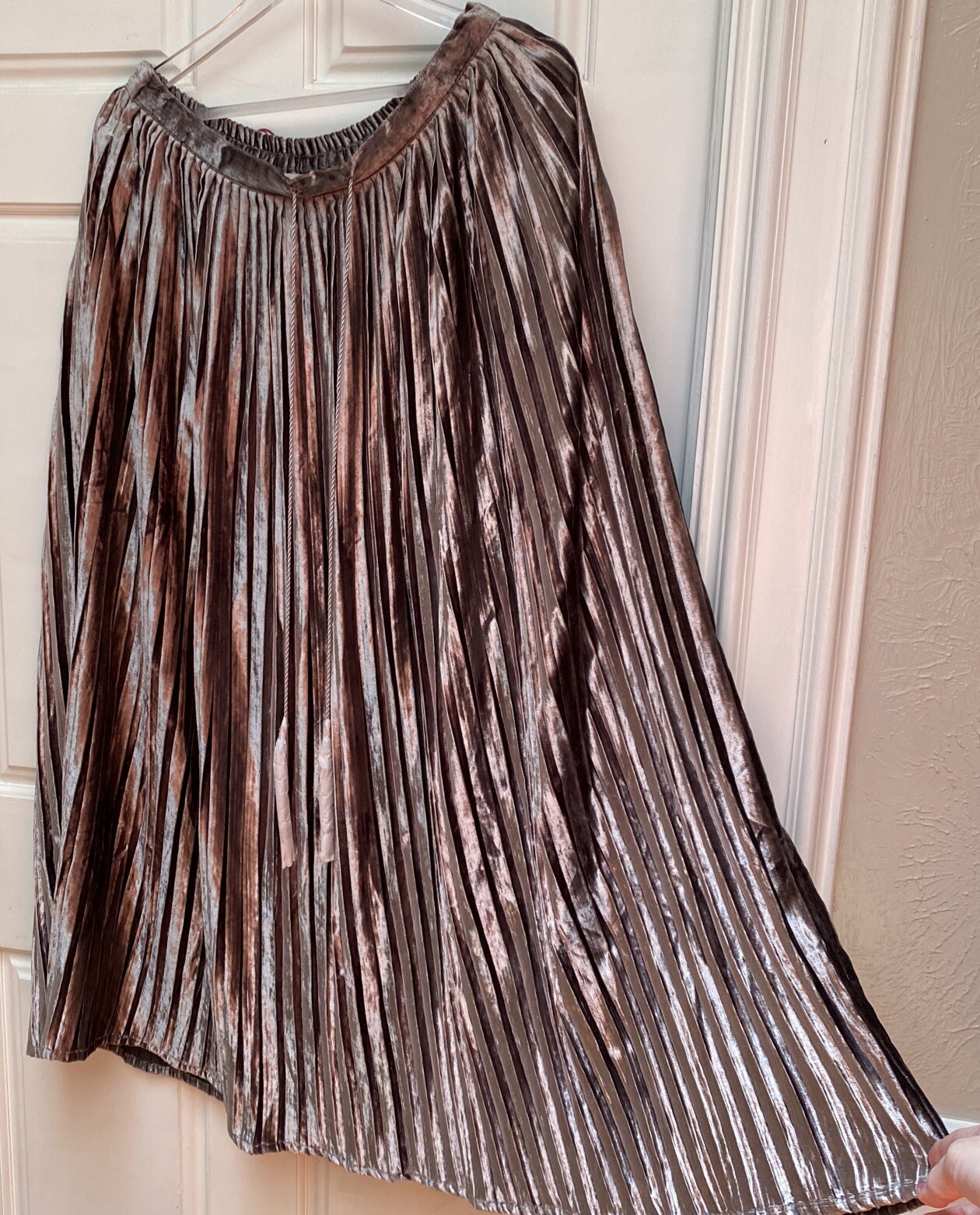 Soft Surroundings Gray Velvet Pleated Midi Skirt with Tassel Trim Small