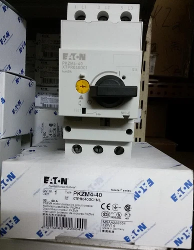 Eaton Moeller PKZM4-40 PKZM440 1PC New Circuit Breaker Expedited Shipping - Picture 1 of 1