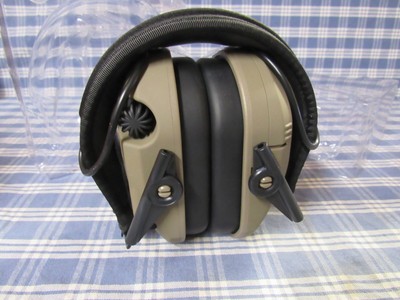 2 Two Walkers Razor Slim Electronic Hearing Muffs Protector 23db  
