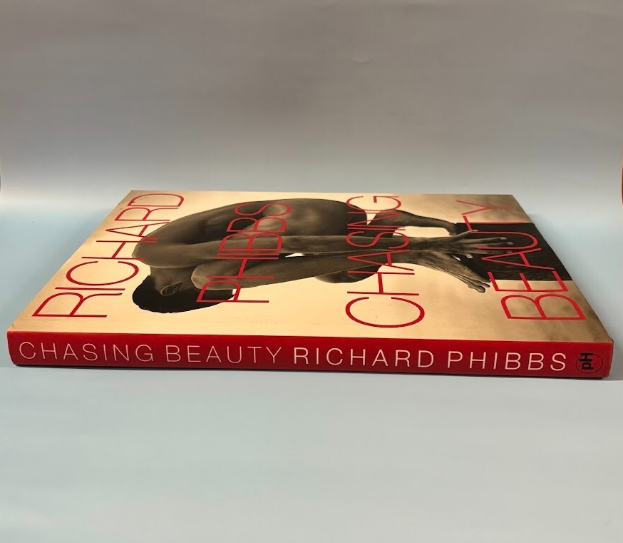 Chasing Beauty　Richard Phibbs　サイン入り Richard Phibbs Chasing Beauty | International Photo Awards Chasing