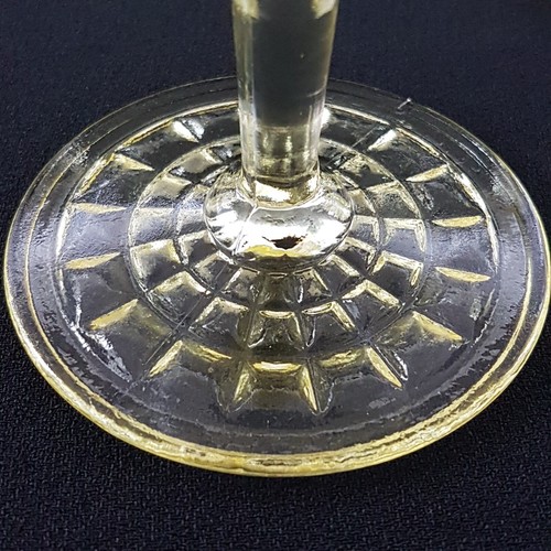 Anchor Hocking Topaz Yellow Uranium Vaseline Glass Champagne Coupes, Set of 3 - Picture 9 of 11