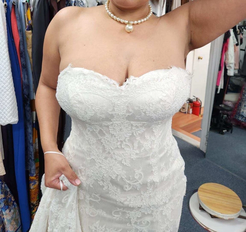 Pnina Tornai "Love" 14399 Size 10 Lace Corset Train Strapless $3,400 Kleinfeld - Image 4 of 4