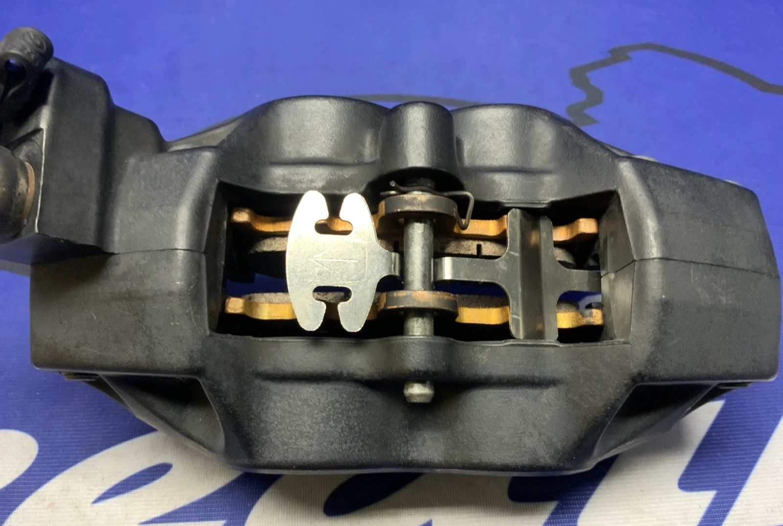 BMW Right Front Brake Caliper Assembly R1200GS 2004-2007 OEM 34117684960