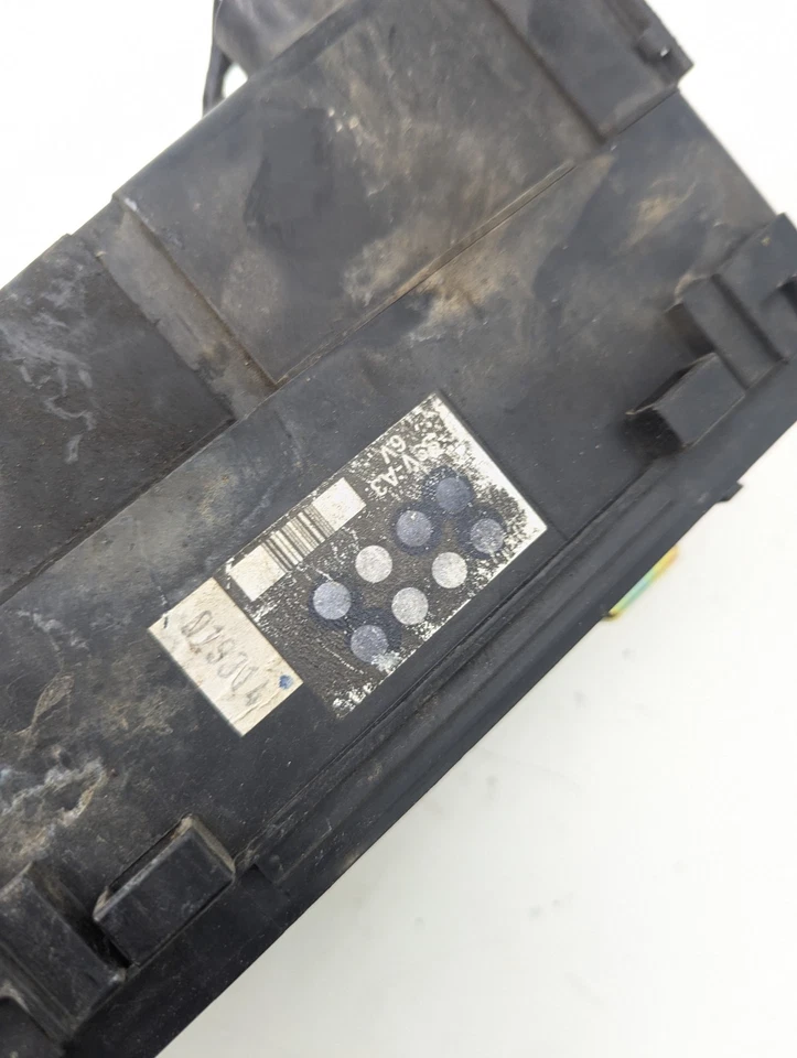 Honda Pilot 2004-2008 compartimento del motor caja de fusibles relé conexión OEM Foto 2 de 4