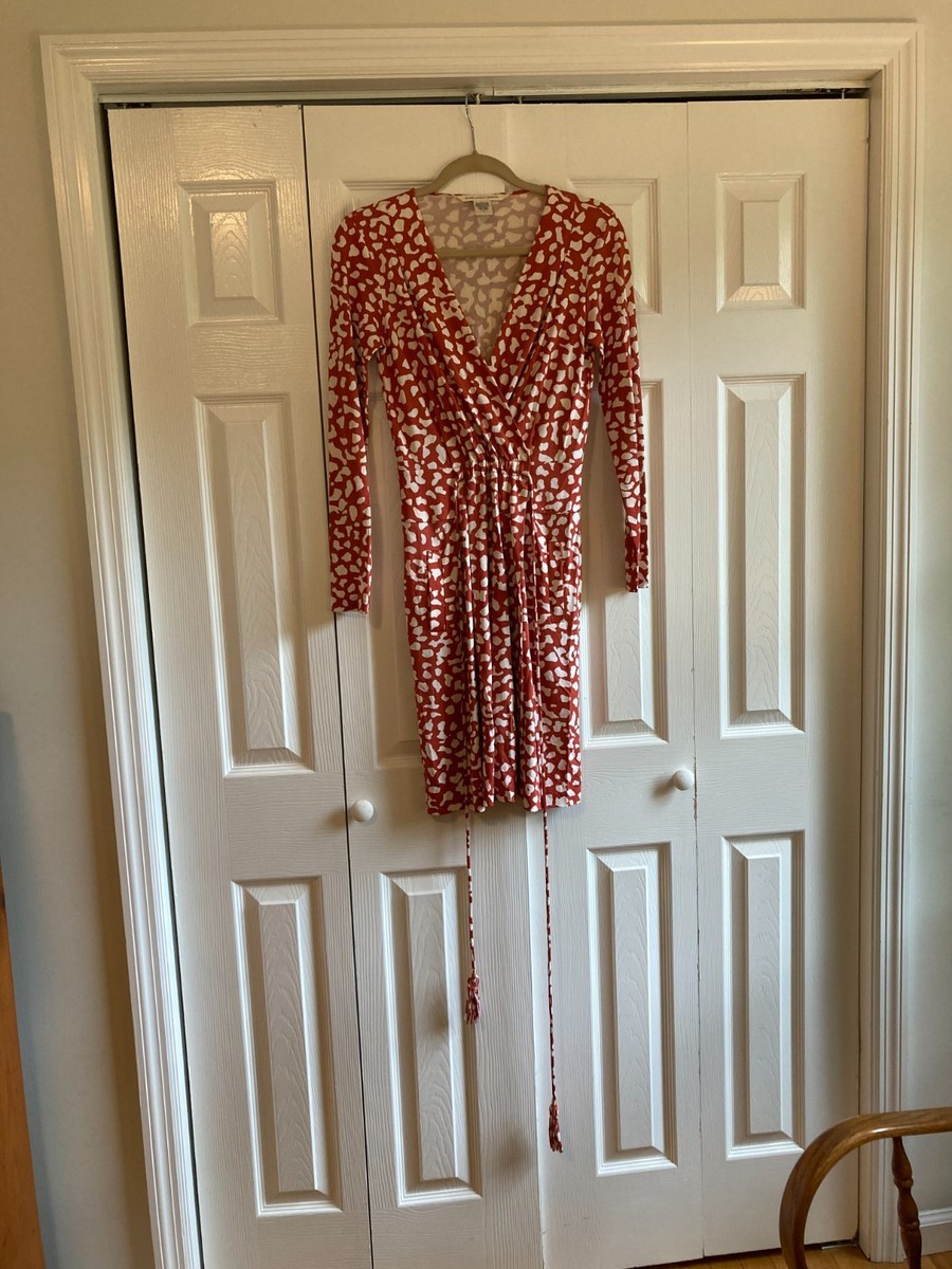 Vintage Diane von Furstenberg 100% Silk Wrap Dress – Abstract Pebble Print