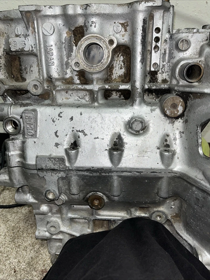 2002-2005 Subaru Impreza WRX EJ205 Turbo Engine Block Case Halves OEM Read Desc - Image 2 of 4