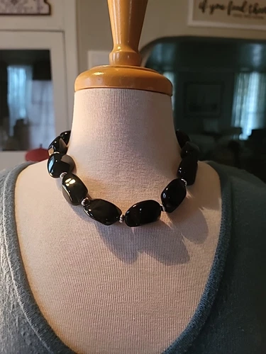 VETEMENTS Grande collana di perline nere 9"