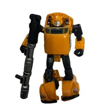 Transformers Netflix War for Cybertron Trilogy Bumblebee Autobot WFC Walmart