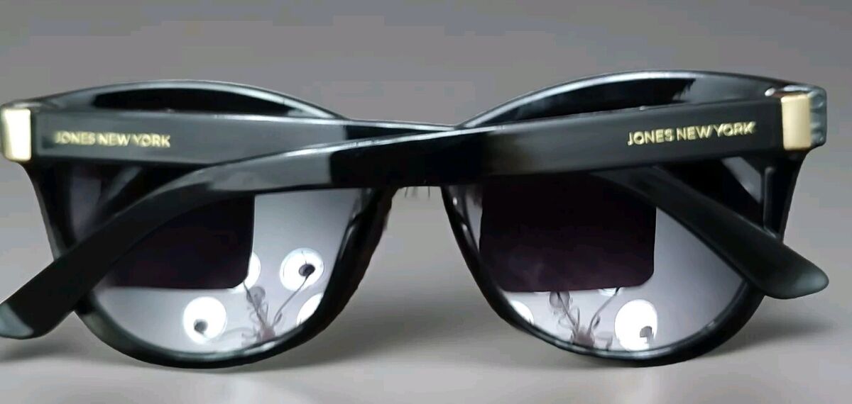 Jones New York Women's Black Cats Eye Sunglass JN55954-1B Jones New York Women's Black Cats Eye Sunglass JN55954-1B