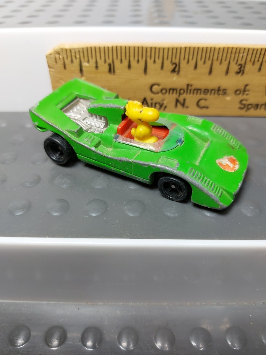 SNOOPY HANDFULS MINI DIE CAST ミニカー HASBRO スヌーピー HANDFULS MINI DIECAST SNOOPY IN FUN VAN（ビッグ