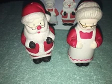  Artmark Mr And Mrs Santa Claus Salt And Pepper Shakers Set 