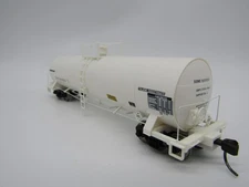 Atlas HO ACF 17,360 Gallon Tank Car - DOWX (Dow Chemical) 80000