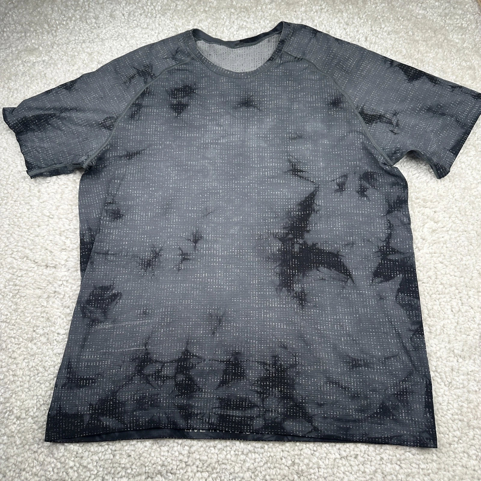 Lululemon T-Shirt Mens 2XL Gray Tie Dye Performance Metal Vent Tee Active