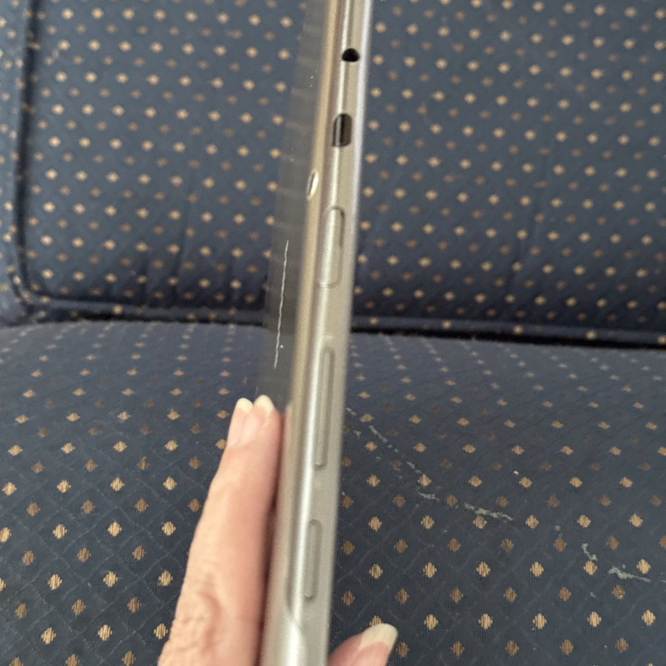 Samsung Galaxy Tab 2 16 GB wifi restablecido probado grado A bueno. CE0168 Foto 3 de 4