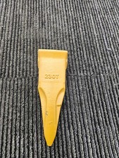 (QTY 2) 230T Bucket Tooth Yellow fits Bobcat 6657328, 120918 H&L 23TL