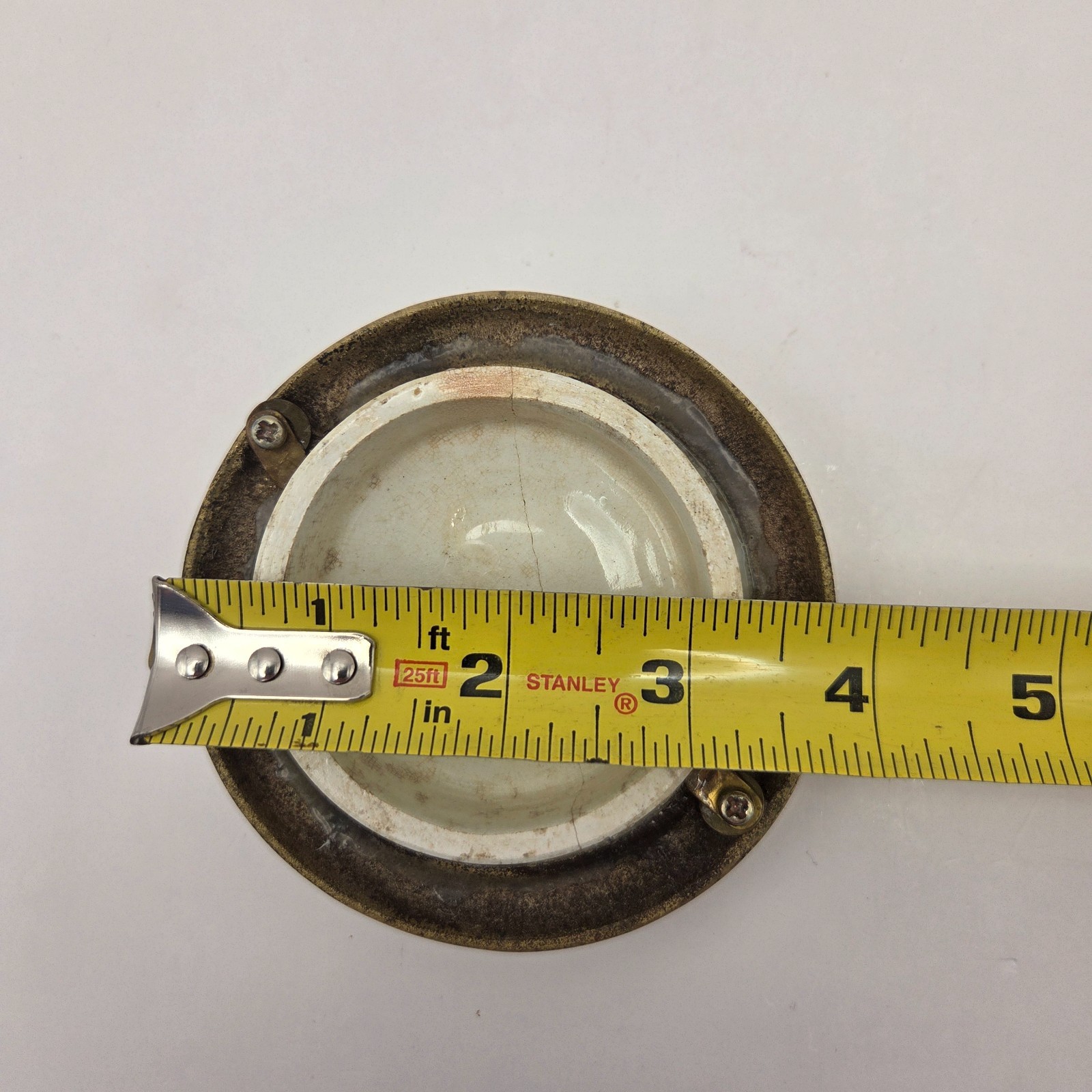 VINTAGE c1890s JOHN GOSNELL LONDON QUEEN VICTORIA CHERRY TOOTH PASTE POT LID