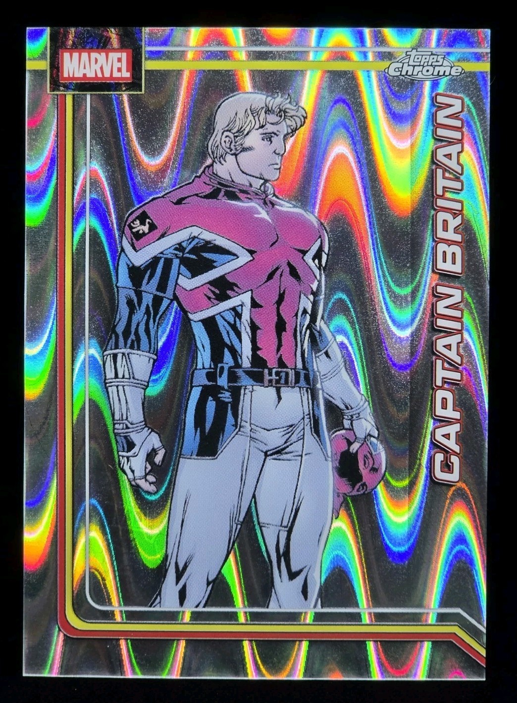 2026 Topps Chrome Marvel Captain Britain RayWave #020