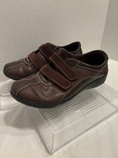 Brown Women Clark  s Slipping Loafers Hook And Loop Size 6