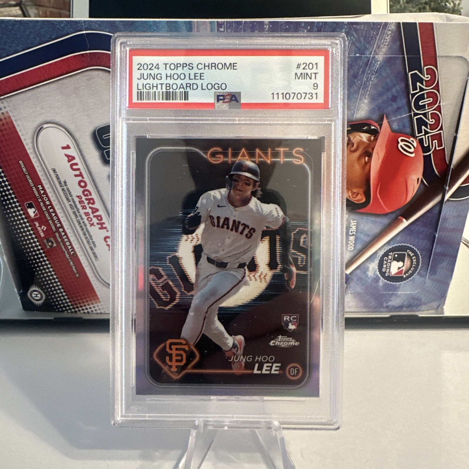 2024 Topps Chrome Jung Hoo Lee Lightboard Logo Refractor Rookie RC #201
