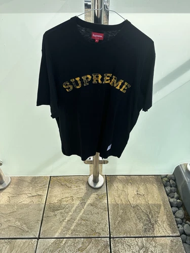 Haut manches courtes appliqué à carreaux noir SUPREME taille M