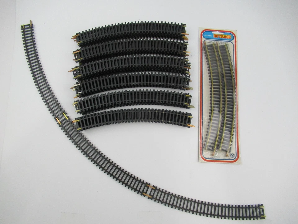 Model Train Tracks HO Curved Lot of 42 Pcs 10" Barnet & Tyco Brass/Silver Rail - Image 4 of 4