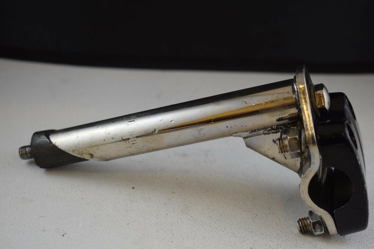 Old school bmx stem 1'' 21.1mm 35mm length steel vintage NOS Old school bmx stem 1'' 21.1mm 35mm length steel vintage NOS
