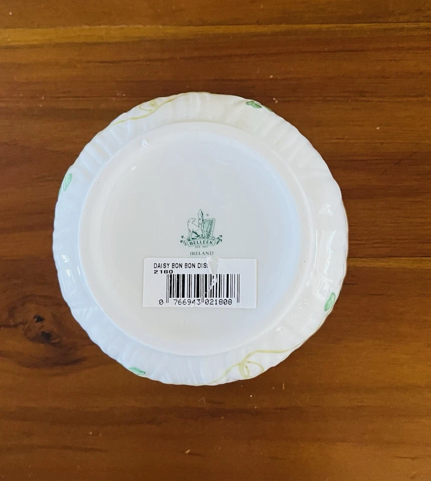 Trébol Belleek Ireland Daisy Bon Bon 4 1/2" trébol verde nunca usado Foto 3 de 3