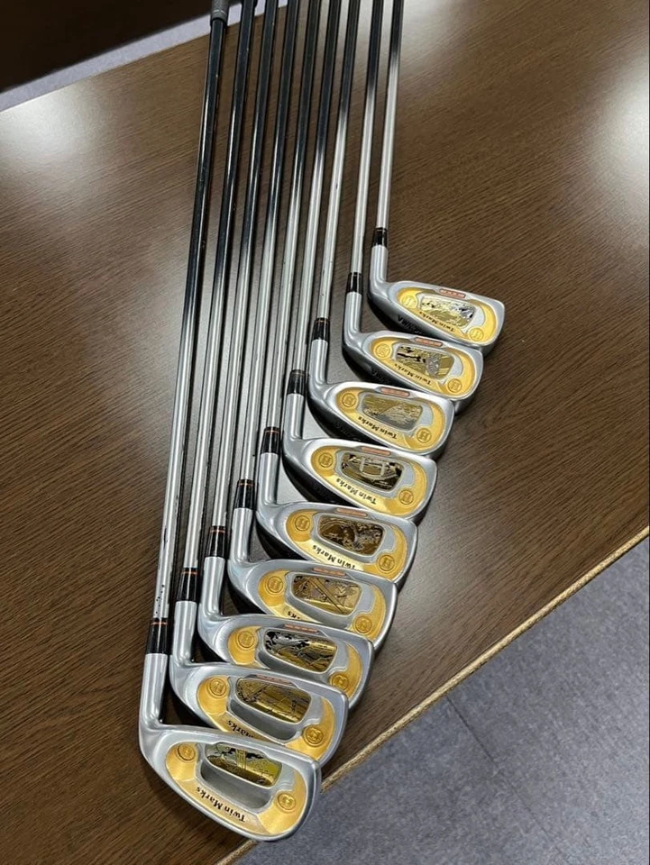 HONMA GOLF Twin Marks 9pcs Iron Set 3-11 Flex-R 3STAR With Head Cover - Image 3 of 4