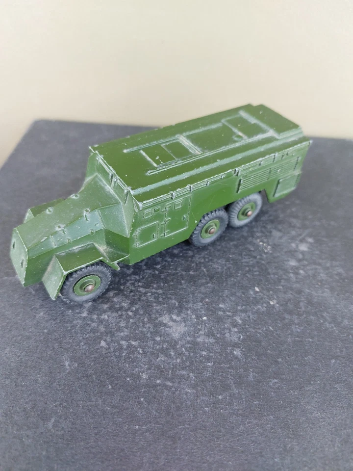 Vintage Dinky Toys #677 Armoured Command Vehicle - Image 4 of 4