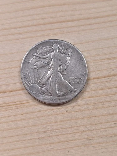 1941 Walking Liberty Half Dollar