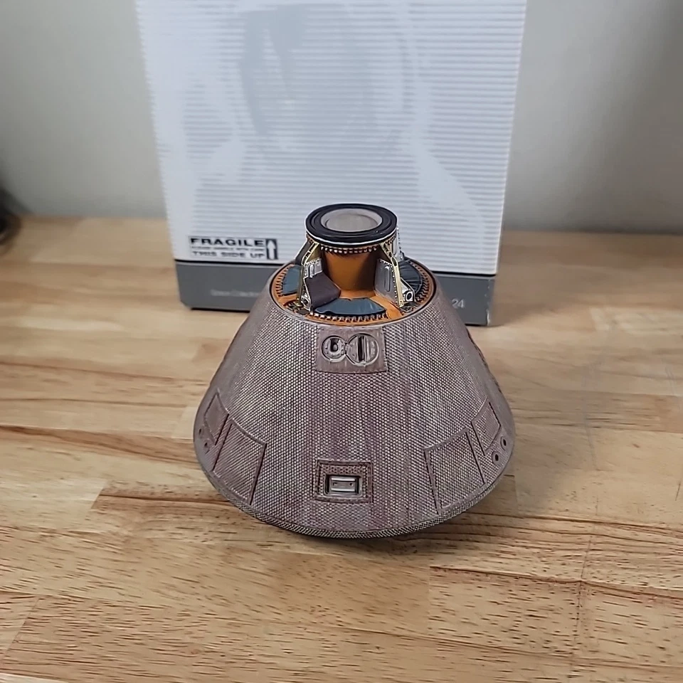 Edward H. Biltmore Precision Modelworks Code 3 1/24 Apollo Command Module - Image 4 of 4