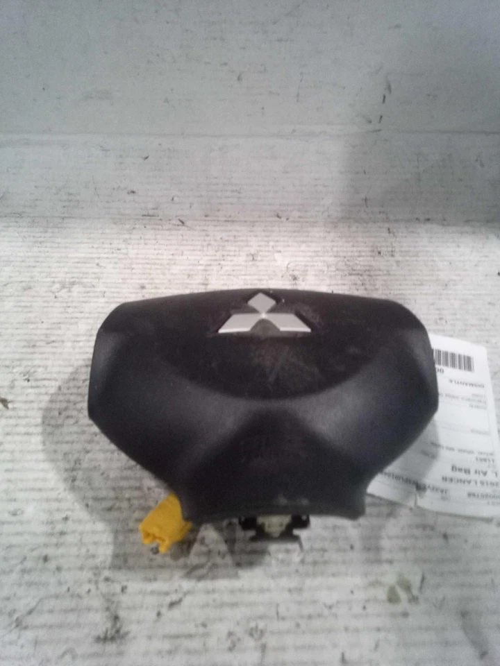 Used Steering Wheel Air Bag fits: 2015 Mitsubishi Lancer driver wheel w/o turbo - Image 2 of 4