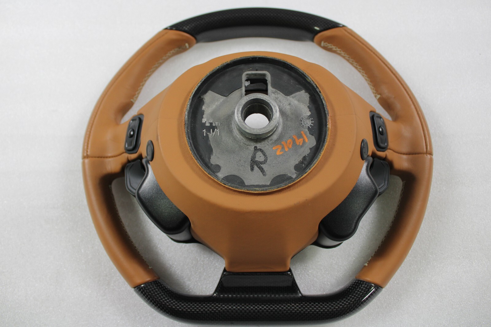 Ferrari California T, Carbon Fiber, Wheel, Cuoio, Some Scuffs, Used, P/N 866294